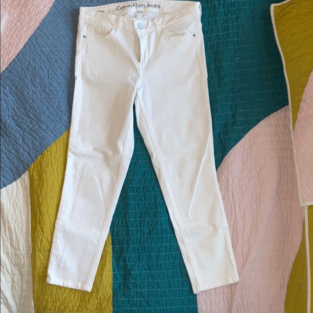 CALVIN KLEIN CAPRI- white sz.8
